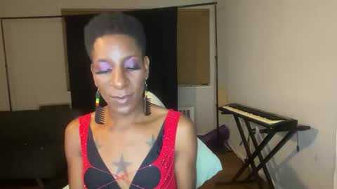 Snapshot of msmerlinmystique chatting on 09-26-25, 08:18 Merlin Mystique online show from 09-26-25, 08:18