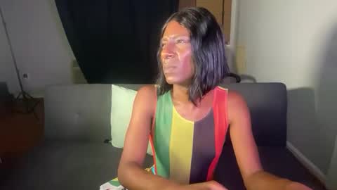 Snapshot of msmerlinmystique chatting on 10-08-25, 03:59 Merlin Mystique online show from 10-08-25, 03:59