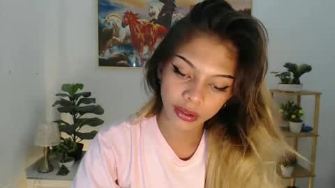 Snapshot of msmeygan chatting on 01-18-25, 10:49 msmeygan online show from 01-18-25, 10:49