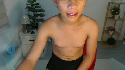 Snapshot of msmeygan chatting on 01-19-25, 09:45 msmeygan online show from 01-19-25, 09:45