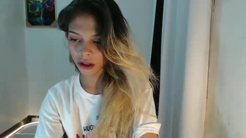 Snapshot of msmeygan chatting on 02-05-25, 01:22 msmeygan online show from 02-05-25, 01:22