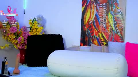 Snapshot of msskarla chatting on 04-20-26, 12:19 karla online show from 04-20-26, 12:19