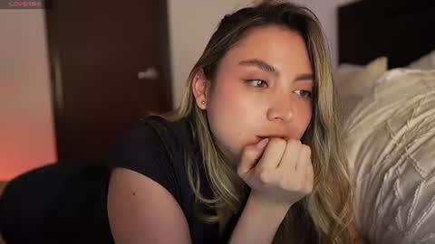 Sophie  online show from 07-21-26, 06:43