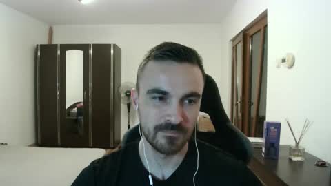 Victor online show from 03-24-26, 07:08