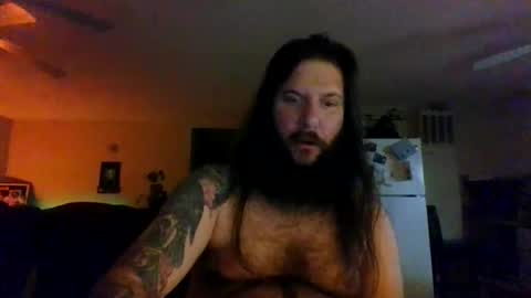 Snapshot of mudge chatting on 01-02-25, 03:37 Mudge online show from 01-02-25, 03:37