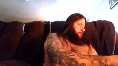 Snapshot of mudge chatting on 02-25-25, 12:45 Mudge online show from 02-25-25, 12:45