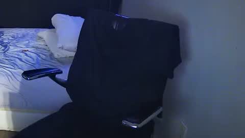 Muffdiver online show from 02-19-25, 09:28