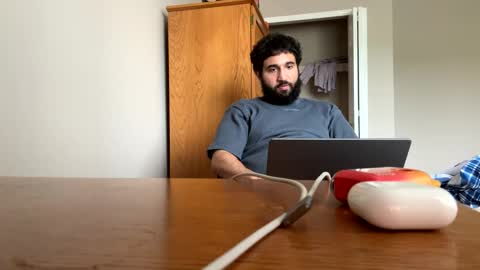muhieddinramadan204 online show from 09-19-25, 08:31