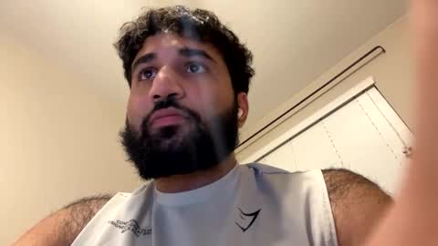 muhieddinramadan204 online show from 10-18-25, 01:19