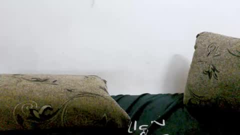 Snapshot of muhra chatting on 09-20-25, 09:16 ATHAR - online show from 09-20-25, 09:16