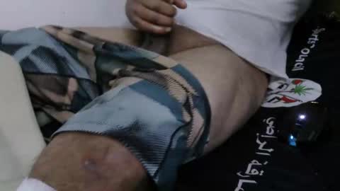 Snapshot of muhra chatting on 11-19-25, 09:26 ATHAR - online show from 11-19-25, 09:26