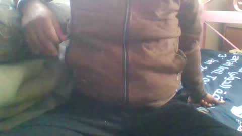 Snapshot of muhra chatting on 11-25-25, 10:48 ATHAR - online show from 11-25-25, 10:48