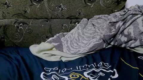 Snapshot of muhra chatting on 12-02-25, 06:14 ATHAR - online show from 12-02-25, 06:14