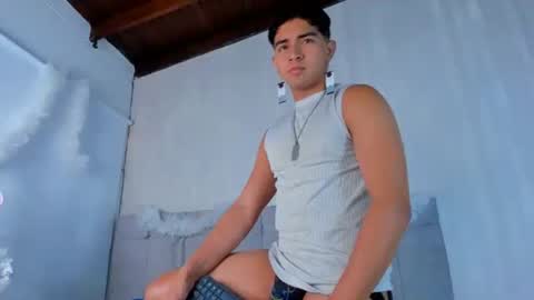 Snapshot of muichiro_tokito1 chatting on 01-06-25, 04:58 muichiro tokito1 online show from 01-06-25, 04:58