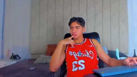 Snapshot of muichiro_tokito1 chatting on 01-12-25, 04:42 muichiro tokito1 online show from 01-12-25, 04:42