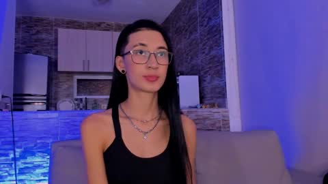 Mulan Sheng next broadcast December 4 online show from 01-11-25, 05:10