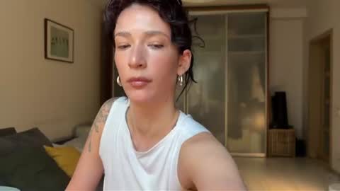 Snapshot of mulaniha chatting on 06-16-26, 05:10 Mulaniha online show from 06-16-26, 05:10