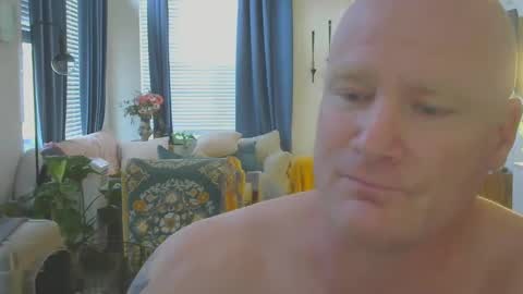 Snapshot of multipopper chatting on 09-10-25, 12:32 multipopper online show from 09-10-25, 12:32