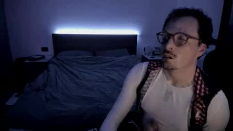 muna_sef online show from 04-16-26, 09:39