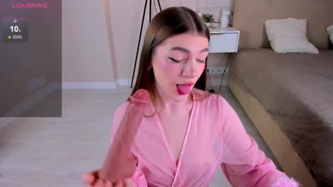 Luna online show from 11-03-25, 09:43