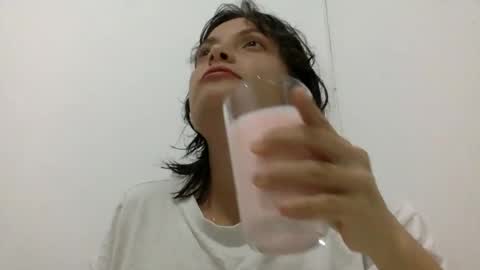 Snapshot of munchi_ chatting on 01-14-25, 11:58   online show from 01-14-25, 11:58