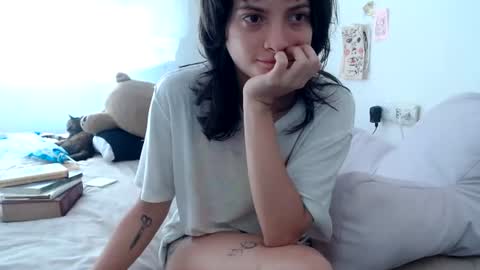Snapshot of munchi_ chatting on 06-24-26, 03:11 online show from 06-24-26, 03:11