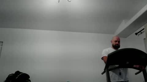 Snapshot of munchies420 chatting on 02-26-26, 12:04 Bearded online show from 02-26-26, 12:04