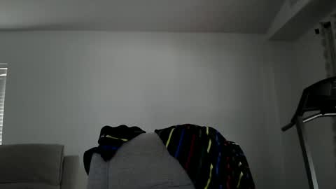 Snapshot of munchies420 chatting on 06-30-26, 06:09 Bearded online show from 06-30-26, 06:09