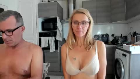 LOVELY JULIA  Peter DAY online show from 11-06-25, 12:28