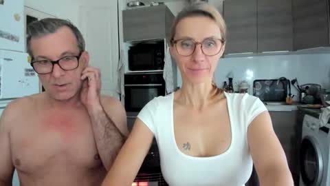 LOVELY JULIA  Peter DAY online show from 01-17-26, 09:03