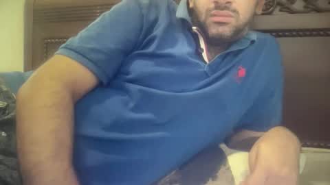 munnabobby2008 online show from 03-08-26, 06:39