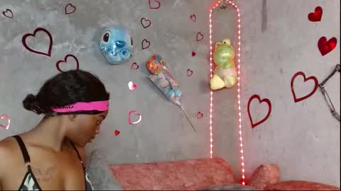 Snapshot of mupitta_sweett chatting on 11-26-25, 05:36 Leidy online show from 11-26-25, 05:36