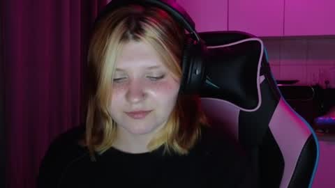 Milana online show from 05-28-26, 02:14