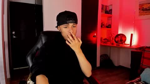 murielkarmesi online show from 01-21-25, 02:00