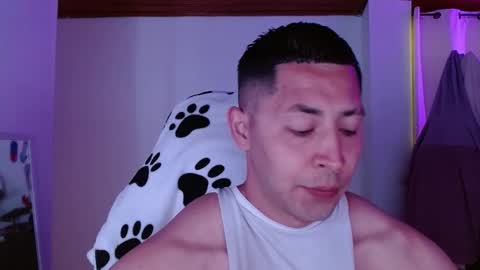 Snapshot of muscle_cock32 chatting on 02-17-26, 06:58 David Big online show from 02-17-26, 06:58