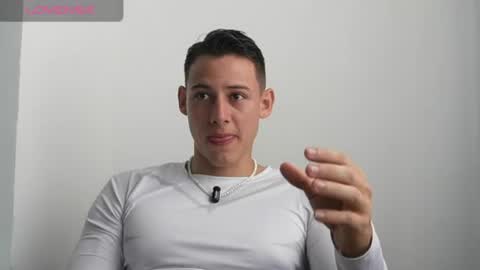 Snapshot of muscle_king_cum chatting on 07-15-26, 02:44 muscle_king_cum online show from 07-15-26, 02:44