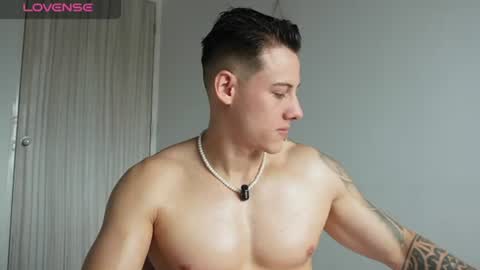 Snapshot of muscle_king_cum chatting on 07-18-26, 02:21 muscle_king_cum online show from 07-18-26, 02:21