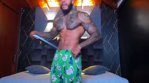 Snapshot of muscle_man19 chatting on 12-06-24, 04:38 Nick online show from 12-06-24, 04:38