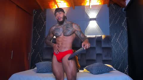 Snapshot of muscle_man19 chatting on 12-13-24, 03:00 Nick online show from 12-13-24, 03:00