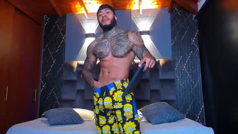 Snapshot of muscle_man19 chatting on 12-28-24, 11:59 Nick online show from 12-28-24, 11:59