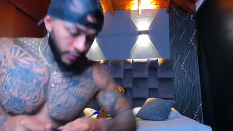 Snapshot of muscle_man19 chatting on 12-29-24, 09:41 Nick online show from 12-29-24, 09:41