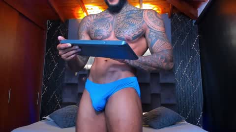 Snapshot of muscle_man19 chatting on 01-04-25, 11:38 Nick online show from 01-04-25, 11:38