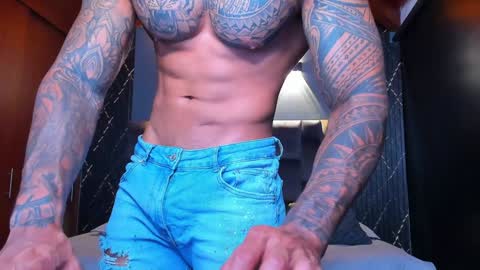 Snapshot of muscle_man19 chatting on 01-24-25, 04:27 Nick online show from 01-24-25, 04:27