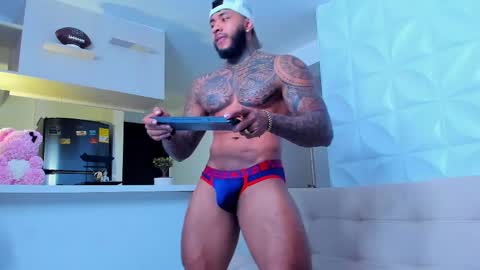 Snapshot of muscle_man19 chatting on 02-20-25, 03:23 Nick online show from 02-20-25, 03:23