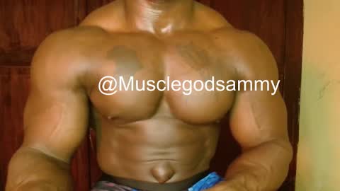 musclegod23 online show from 01-07-26, 05:15