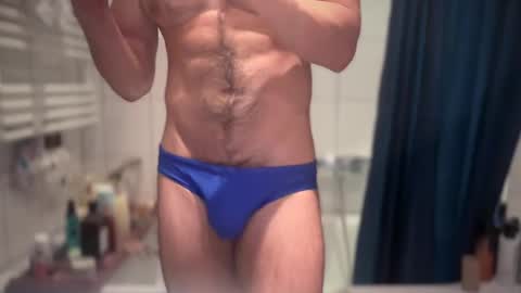 musclehair3 online show from 02-20-25, 11:21