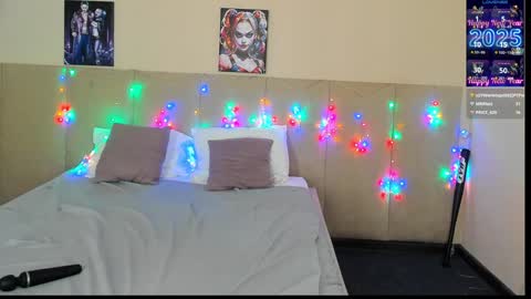 Snapshot of musclexxxbarbie chatting on 01-31-25, 01:54 Eva online show from 01-31-25, 01:54