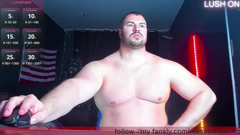 Snapshot of muscularjohnforu chatting on 02-02-25, 06:58 click icon for peach online show from 02-02-25, 06:58