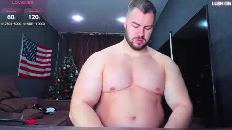 Snapshot of muscularjohnforu chatting on 02-12-25, 08:06 click icon for peach online show from 02-12-25, 08:06