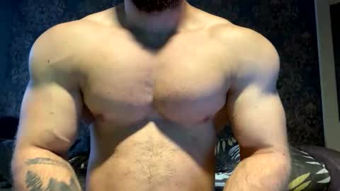 Snapshot of muscularjuggler chatting on 09-19-25, 02:13 muscularjuggler online show from 09-19-25, 02:13